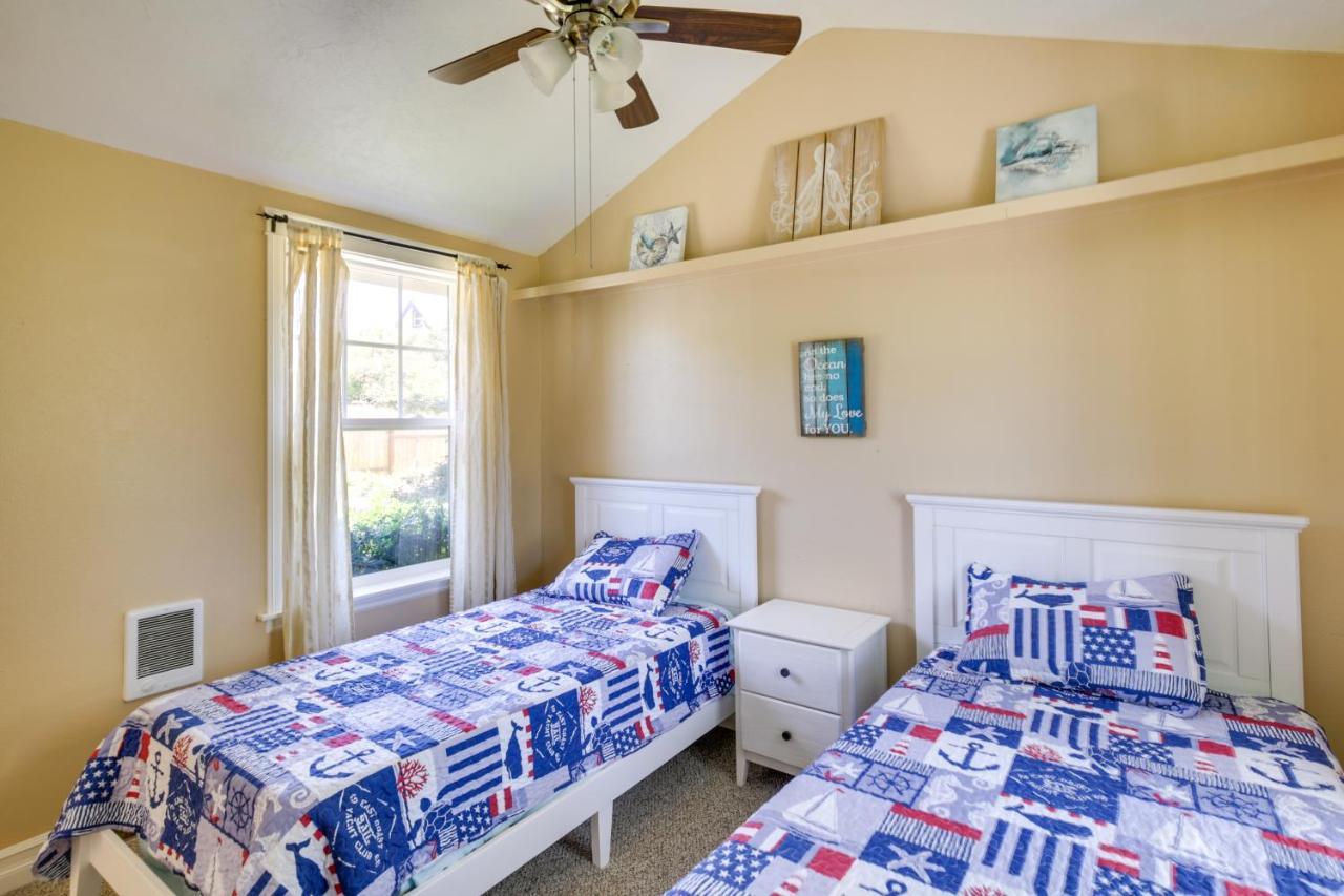 Coastal Lincoln City Home With Spacious Deck! Zewnętrze zdjęcie